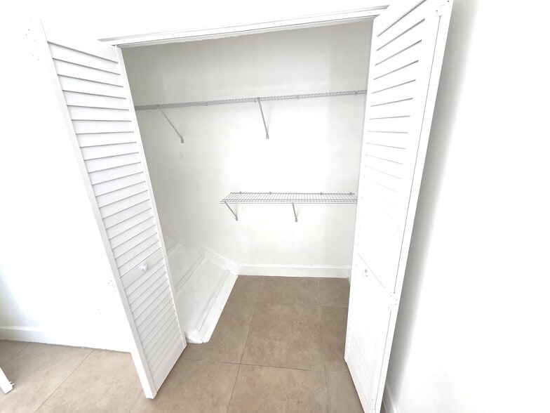 Building Photo - 19356 SW 103rd Ct