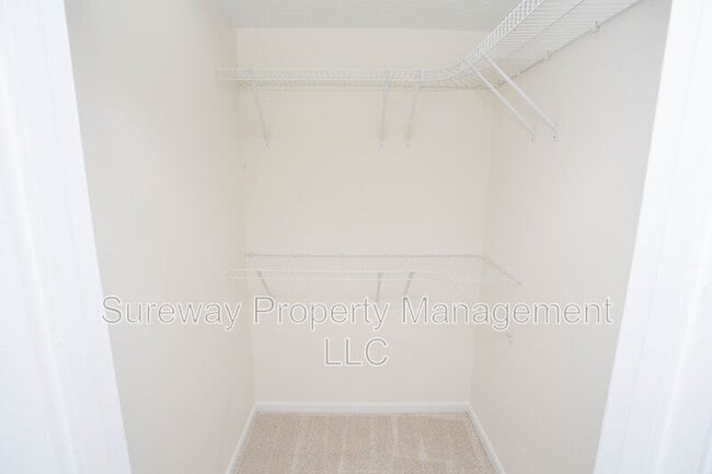 Building Photo - 67 Eldon Way