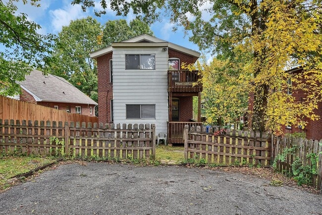 Building Photo - 7702 Lile Ave