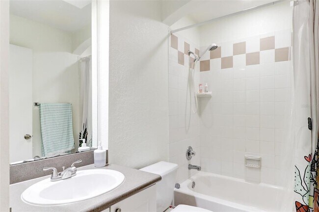 Building Photo - 4004 Foxtail Palm Ct