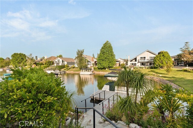 Building Photo - 2567 Oakshore Dr