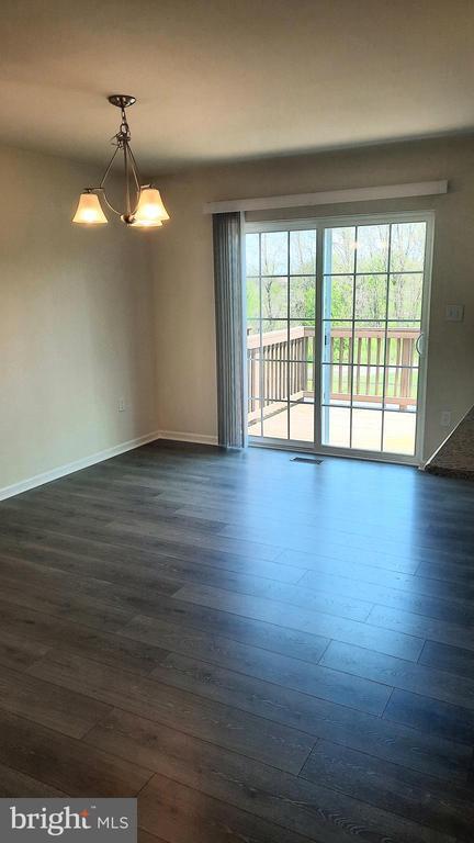 Building Photo - 837 Admiral's Quay Dr