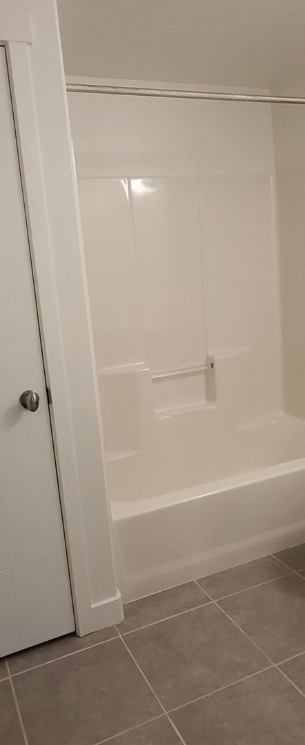 Building Photo - 5332 Silver Clover Ln