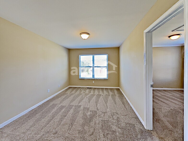 Building Photo - 3126 Aidan Ln