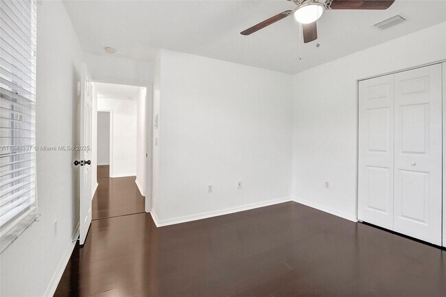 Building Photo - 15421 SW 18th St