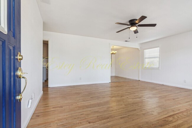 Building Photo - American Canyon Single Story Home!