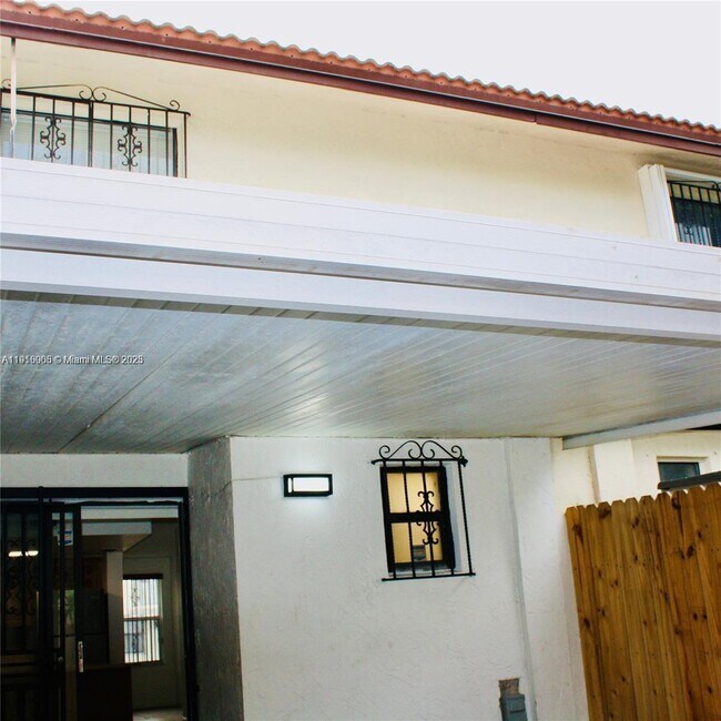 Building Photo - 2079 W 54th Terrace