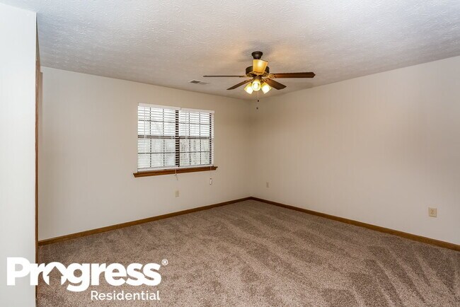 Building Photo - 295 Summertown Dr