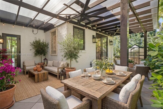 Building Photo - 415 Aledo Ave