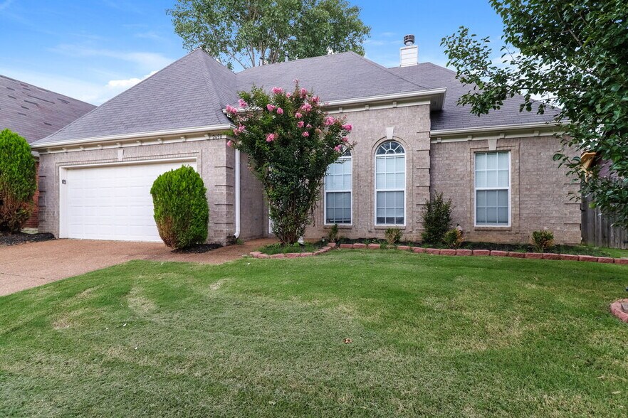 Building Photo - 2658 Breezy Ridge Trail