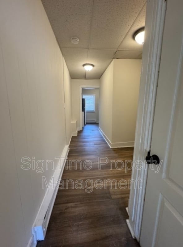 Building Photo - 120 N Conococheague St