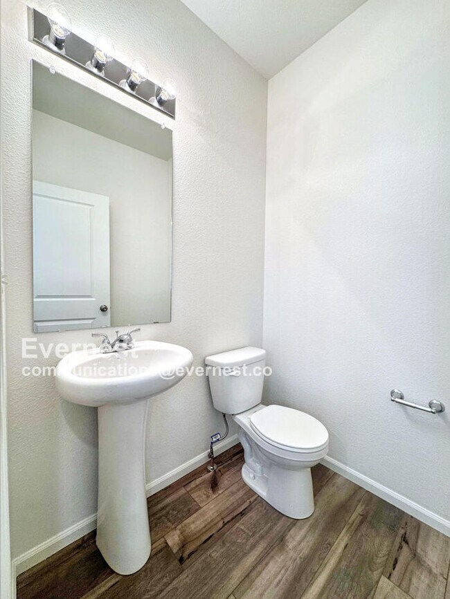 Building Photo - 3858 Riviera Ct
