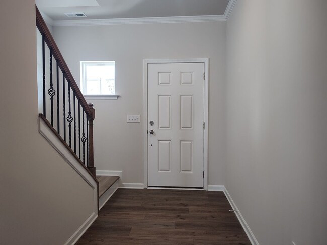 Building Photo - Move-in ready Home located in the Brightwa...