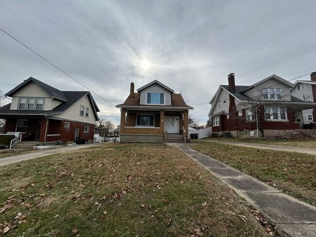 Building Photo - 4131 St Martins Pl