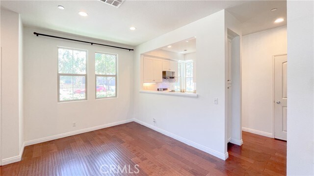 Building Photo - 49 Opus