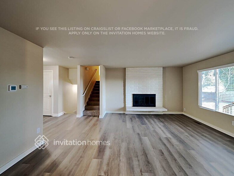 Building Photo - 22303 4th Pl W