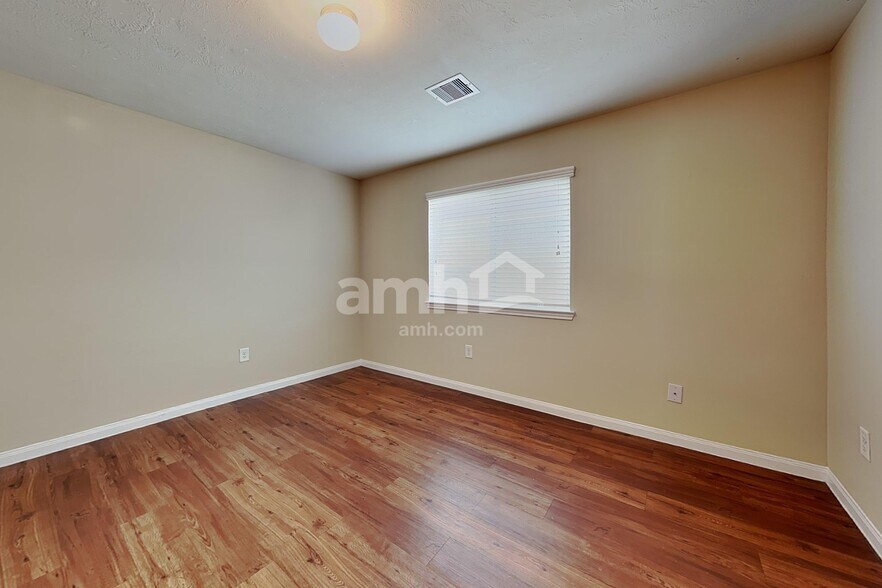 Building Photo - 847 Darbydale Crossing Ln