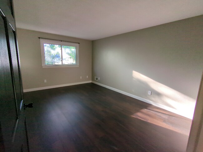 Building Photo - 1776 Milldrum St