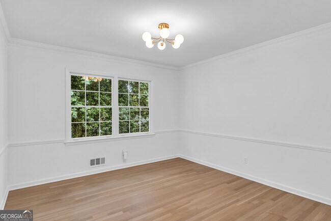 Building Photo - 5095 S Trimble Rd