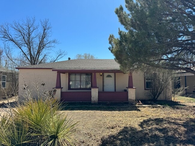 Building Photo - 3 bed, 1 bath home