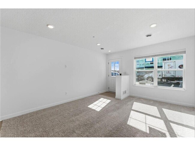 Building Photo - 15011 Adare Way