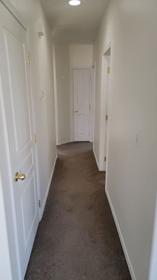 Building Photo - 3 Bedroom Home Near Fairchild Air Force Base