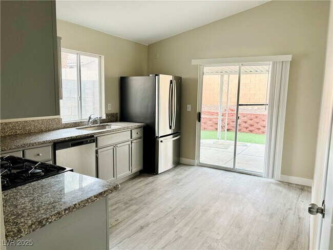 Building Photo - 3713 Cactus Wheel Ct