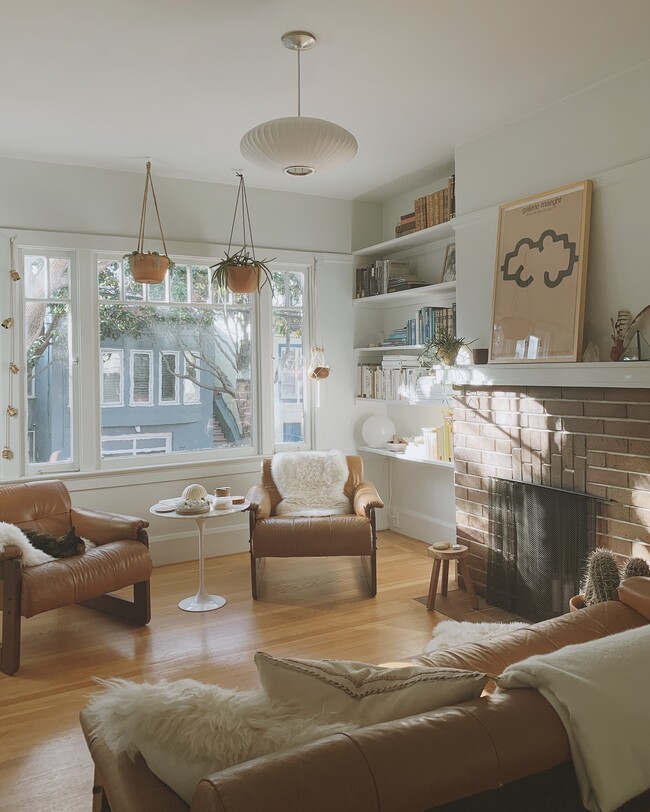 Living Room w/decorative fireplace - 67 Lippard Ave