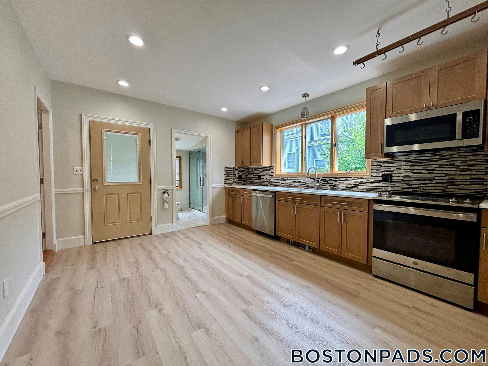 Building Photo - 48 Shannon St