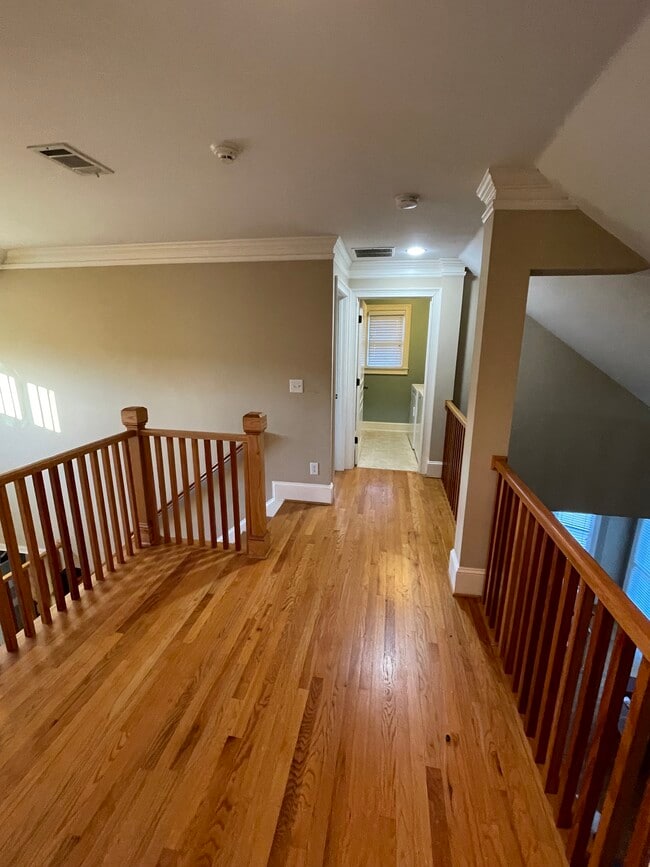 Landing - Catwalk Upstairs - 1897 Timberwood Trce