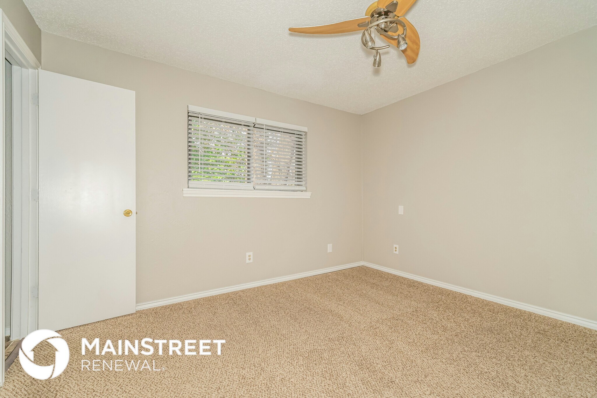 Building Photo - 112 Bluebonnet Dr