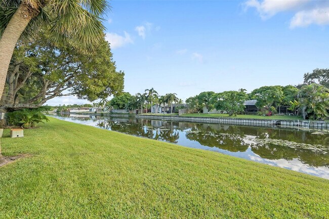 Building Photo - 5400 Jubilee Way