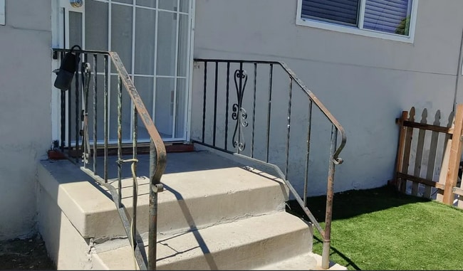 Building Photo - City Heights! RENOVATED 2-Bed, 1-Bath with IN UNIT W/D