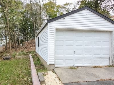 Building Photo - 29 Park Ave