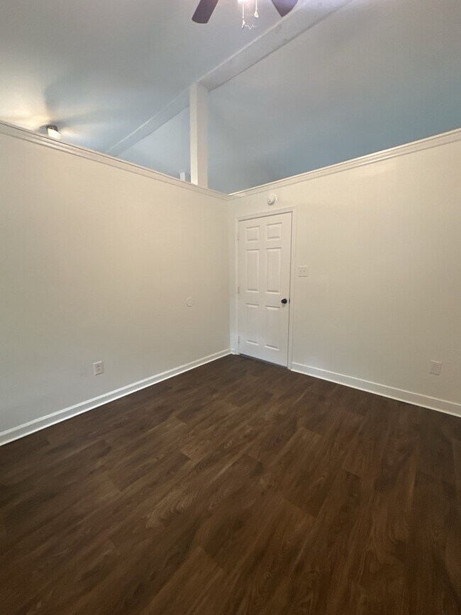 Building Photo - 133 Preston Rd