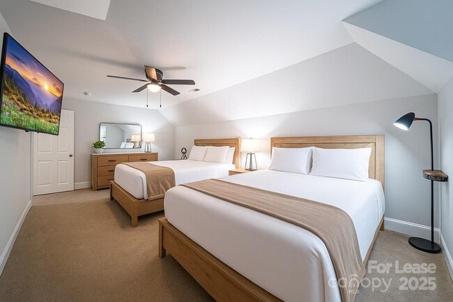 Building Photo - 3115 High Ridge Rd