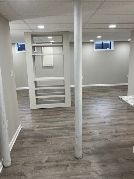 Hall - 1337 Cherokee Ave