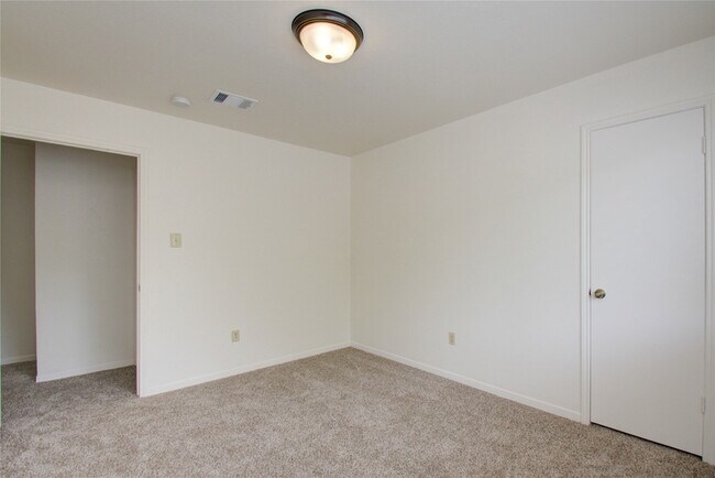 Building Photo - 3514 Quail Meadow Dr