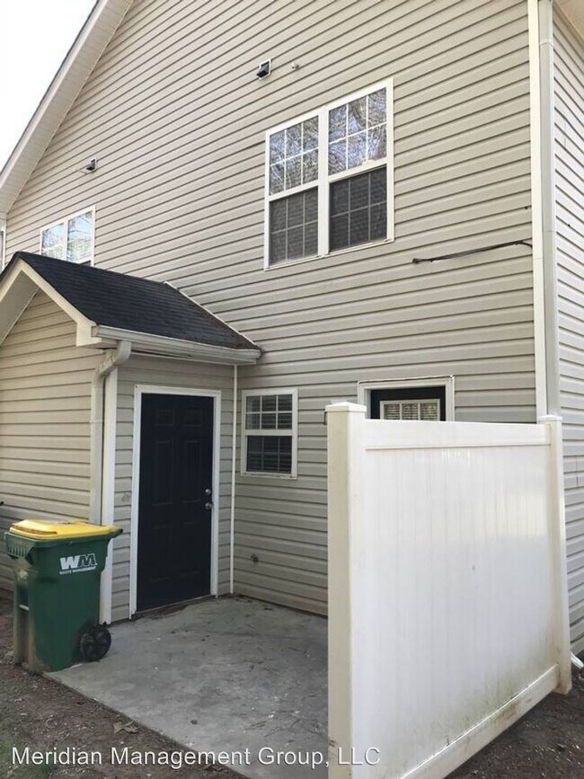 Building Photo - 2 br, 1.5 bath House - 101 Lilli Lane