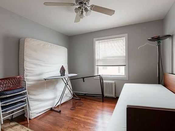 Building Photo - 9056 Lamon Ave