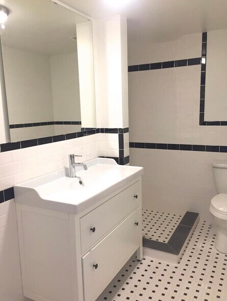 Building Photo - 108 2nd St SW