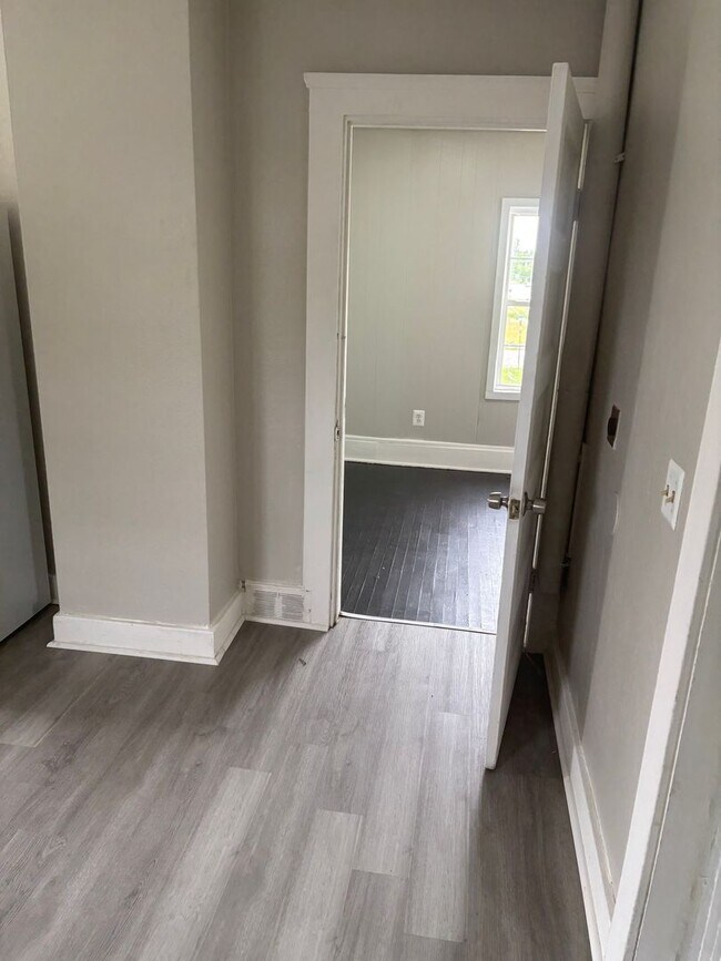 Building Photo - Section 8 Accepted!!!