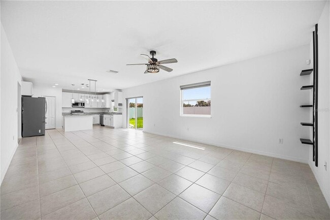 Building Photo - 525 Pawnee Ct