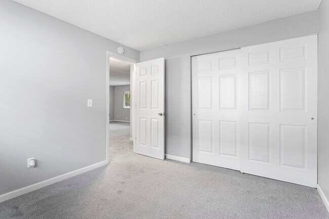 Building Photo - The Sandpiper