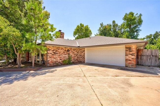 Building Photo - 6325 Glenbrook Ct