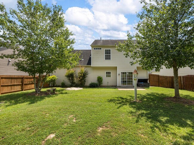 Building Photo - Charming 3BR 2-1/2 Bath in Spartanburg – Spacious Layout, NO APPLICATION FEE if APPROVED