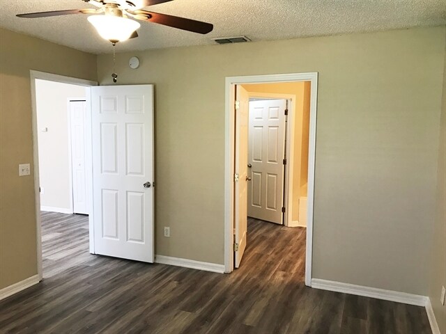 Building Photo - 3080 Golden Pond Blvd