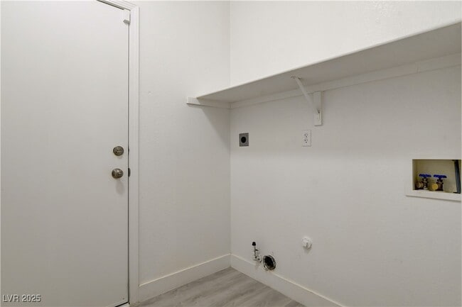 Building Photo - 7938 Angel Tree Ct