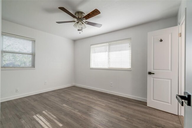 Building Photo - 1409 S Blvd