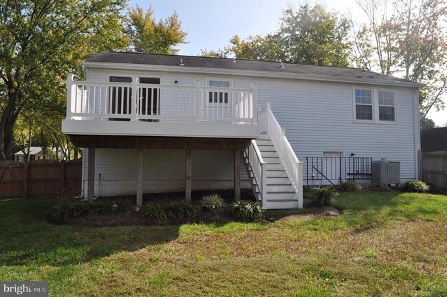 Building Photo - 1662 Canonade Ct